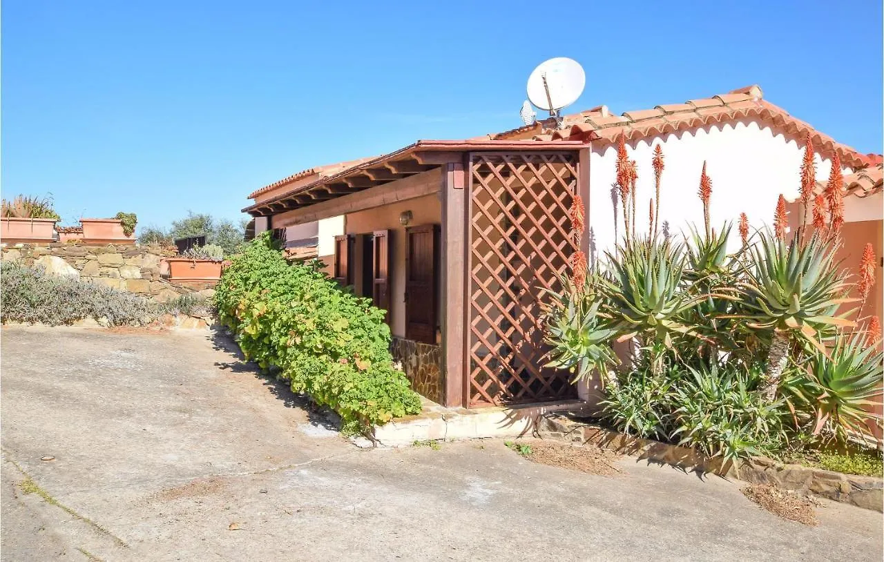 Cozy Apartment In Torre Dei Corsari With Kitchen Italia