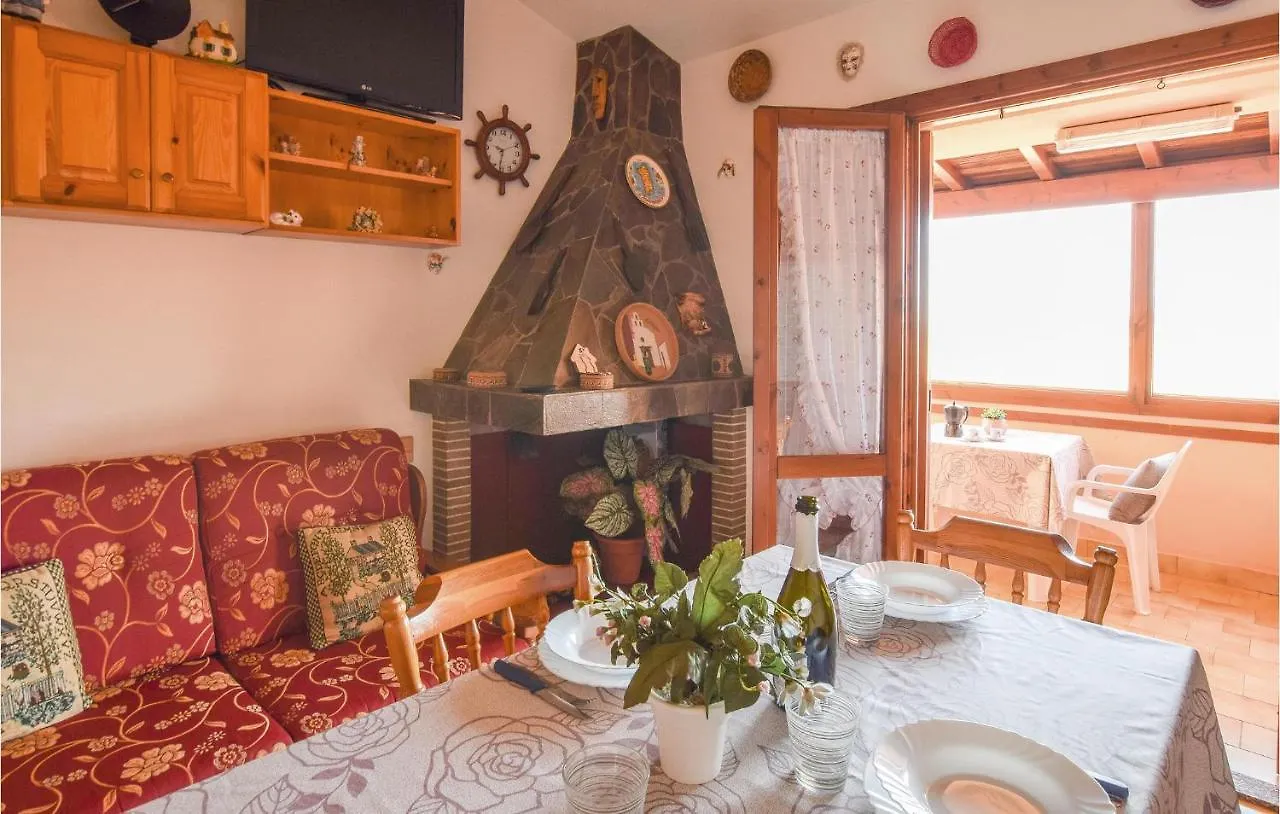 Cozy Apartment In Torre Dei Corsari With Kitchen
